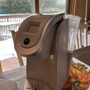 Keurig white cream